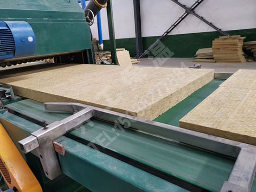 巖棉板隔音保溫系統的結構