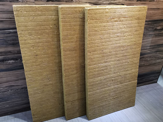 巖棉板現(xiàn)貨供應