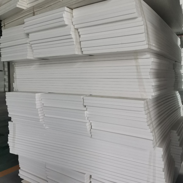 超臨界二氧化碳擠塑板設(shè)備與氮氣發(fā)泡有什么不