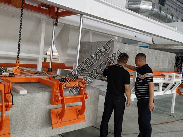 勻質(zhì)板多少錢(qián)一立方？